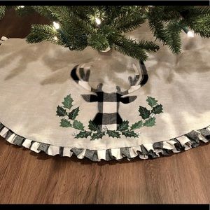 Black and White Buffalo Check Reindeer Tree Skirt